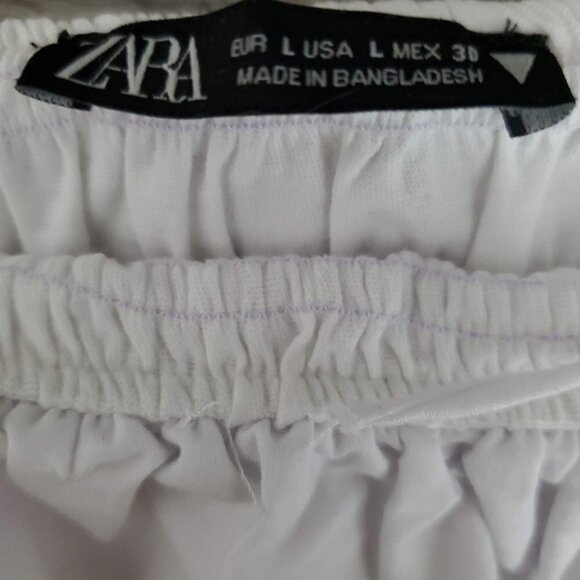 🏆027 Zara Ruffled Smocked White Crop Tank Top - Picture 3 of 6